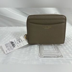 1100 Marc Jacobs Taupe Leather Zip Wallet – Compact, New w/ Tags